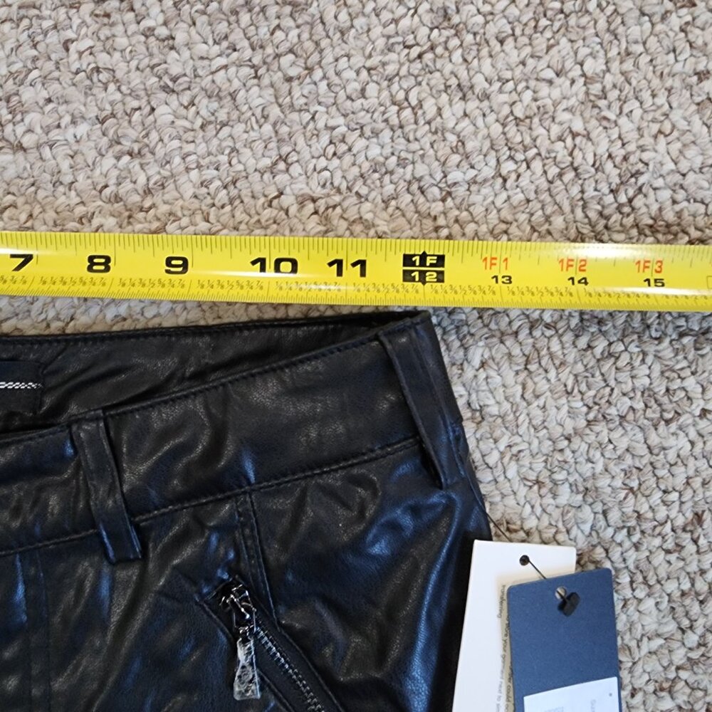 NWT Guess Faux-Leather Pants Size 6 - Picture 5 of 7